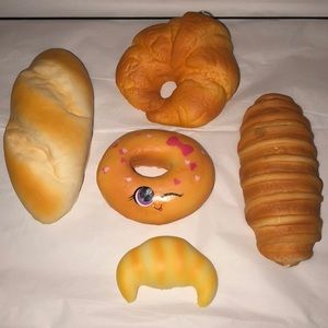 5 Bread Squishies